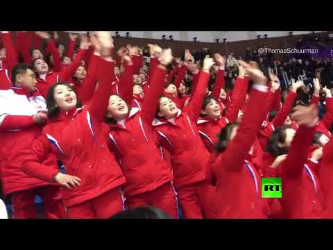 شاهد مشجعات كوريا الشمالية الفاتنات يبهرن العالم
