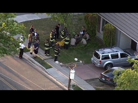 بالفيديوطفل يطلق النار على أخويه في فلوريدا