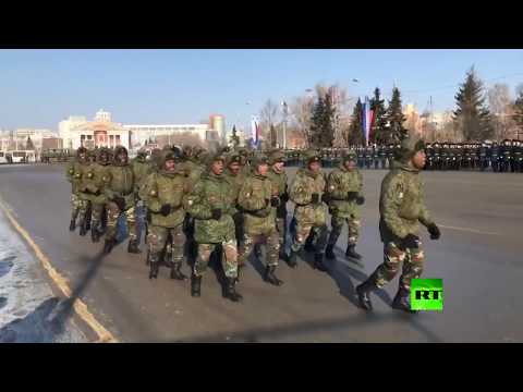 بالفيديو جنود من أنغولا يهنئون الروس بعيد حماة الوطن