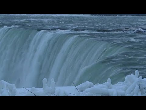 درجات الحرارة تنخفضت إلى 27 تحت الصفر