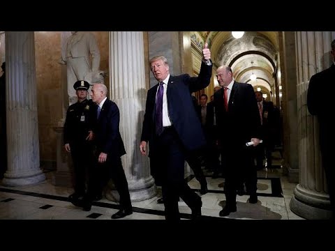 شاهد استقالة مستشار جديد لدونالد ترامب