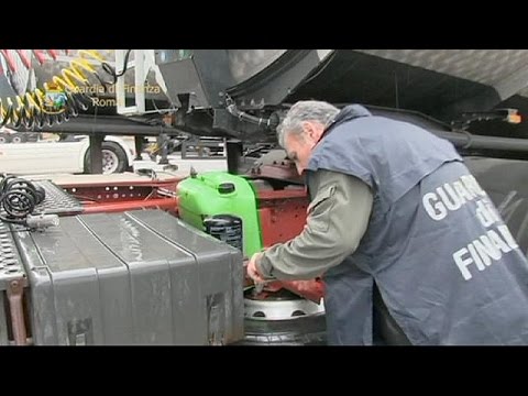 روما تكشف عن شبكة لتهريب وقود الديزل بالفيديو
