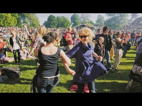 تعرّف على ترتيب المغرب والدول العربية في قائمة السعادة