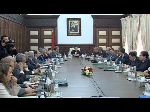 شاهد مجلس الحكومة يُصادق على عدد من النصوص القانونية والتنظيمية