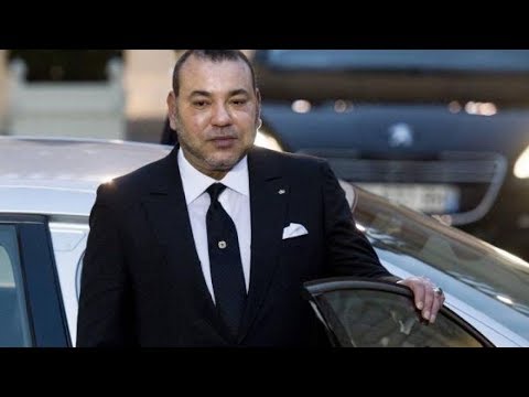 شاهد صورة الملك محمد السادس يتجول في باريس