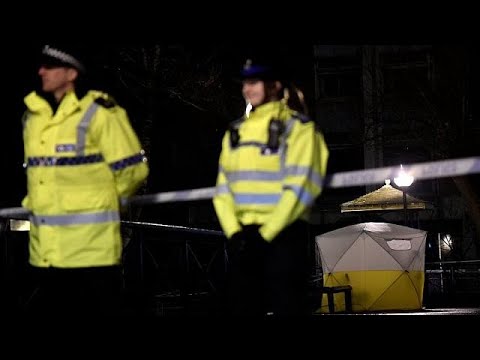 شاهد أميركا تطرد دبلوماسيين روس