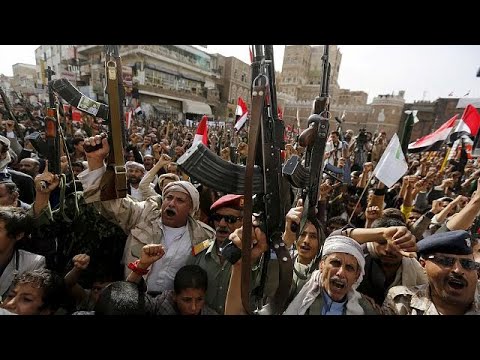 شاهد الحوثيون يتجمعون في صنعاء