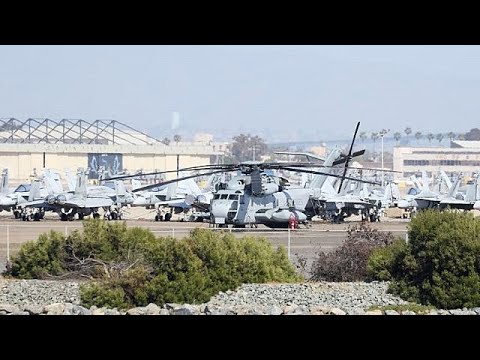 شاهد لحظة تحطم طائرة أميركية لسلاح المشاة