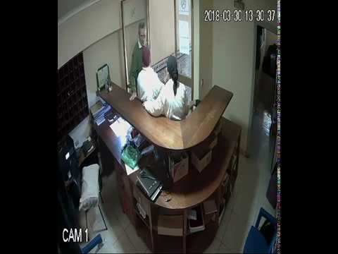 شاهدبرلماني يعتدي باللكمات على شريكه بفندق في الناظور