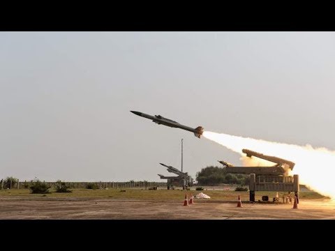 شاهد أسلحة عسكرية مُتطوّرة تصل إلى المغرب تزامنًا مع تلويحه بالحرب