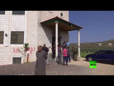 إضرام النار في مسجد قرية عقربا في نابلس