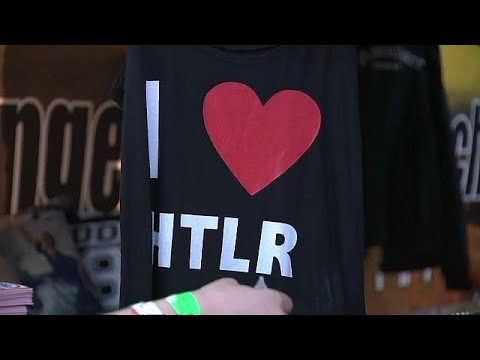 شاهد احتفالات النازيين الجدد بمهرجان الدرع والسيف