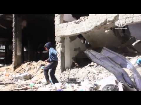 بالفيديو مخاوف أهالي غزة من سقوط بقايا المنازل عليهم
