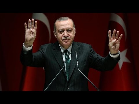 شاهد إردوغان يتوعد بهزيمة المعارضة العلمانية في الانتخابات