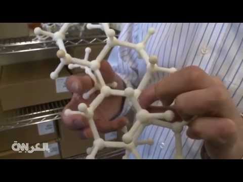 الطابعة ثلاثية الأبعاد تساعد طالبا كفيفا في دراسة علوم الذرة