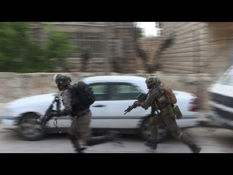 الجيش الإسرائيلي يهدم مخيمًا فلسطينيًا في الضفة الغربية