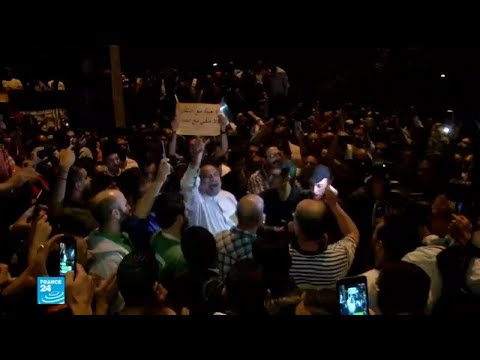 استمرار الاحتجاجات وارتفاع مطالب الشارع الأردني على الرغم من استقالة الحكومة