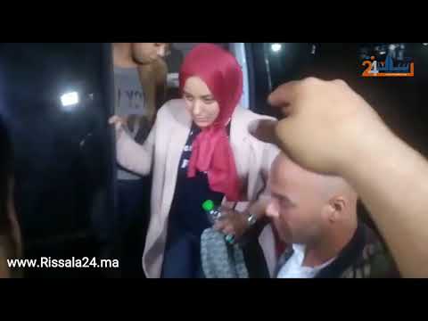 شاهد لحظة اقتياد آمال الهواري إلى جلسة محاكمة بوعشرين