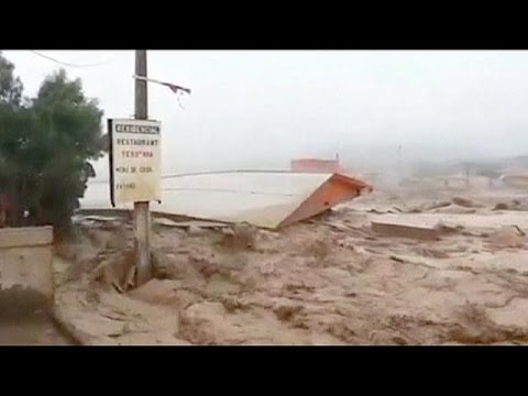 فيديو ارتفاع عدد ضحايا فيضانات اتاكاما