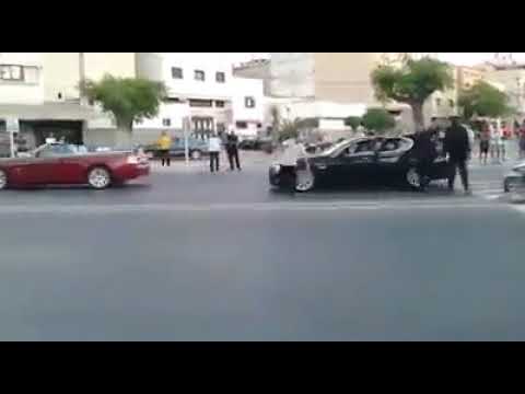 شاهد شخص يخترق الموكب الملكي في مدينة الرباط