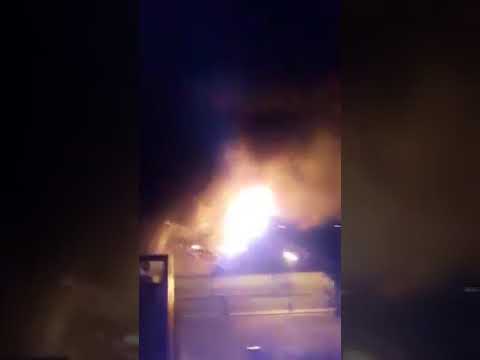 شـاهد حريق هائل يودي بحياة الكثير من الأفارقة بمخيم للّاجئين في فاس