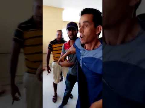 مواطن يتسلّم ابنته مشقوقة الرأس من المستشفى بعد ولادتها