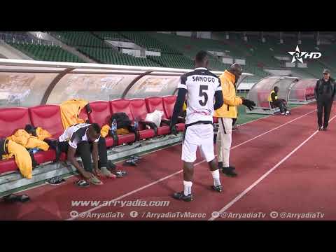 شاهد  أسيك ميموزا الإيفواري ينهي استعداداته لمواجهة الوداد الرياضي