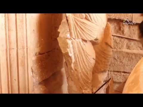 شاهد تنظيم داعش يحطم تماثيل في العراق رميًا بالرصاص