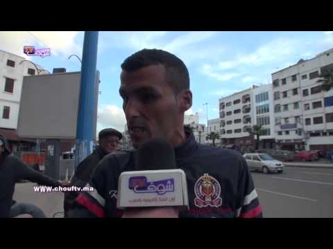 شاهد المغاربة يشكون فوضى سائقي سيارات الأجرة