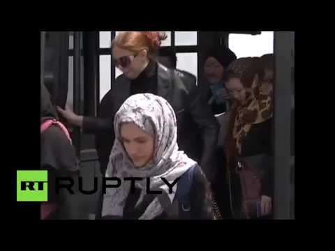 شاهدطائرة روسية خامسة تجلي 150 شخصًا من اليمن