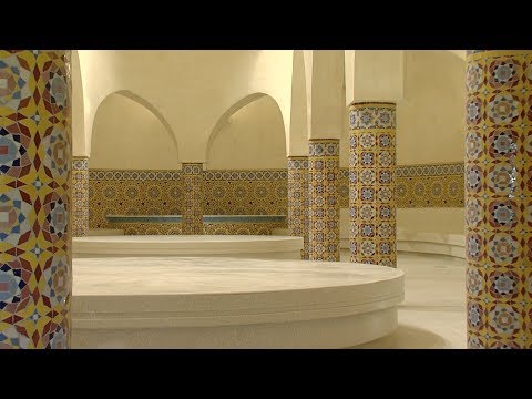 شاهد  افتتاح حمَّامات مسجد الحسن الثاني في الدار البيضاء