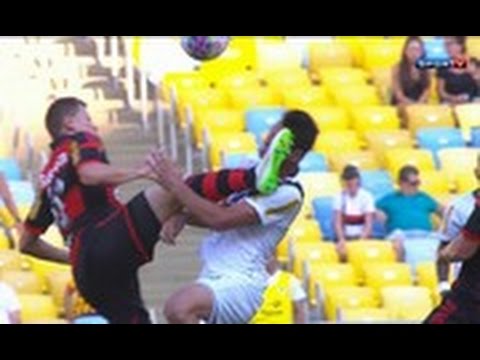 شاهد التداخلات العنيفة في ملاعب البرازيل