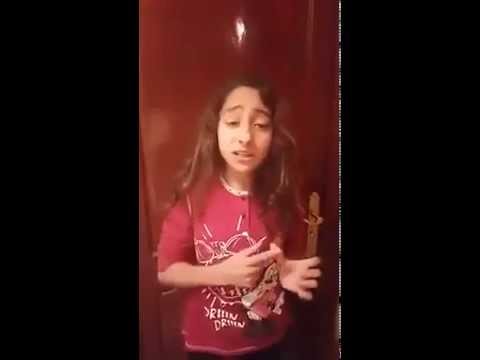 شاهد طفلة توجّه رسالة إلى ملك المغرب محمد السادس