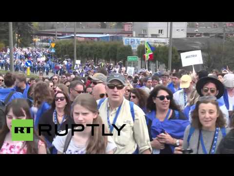 مسيرة حاشدة لإحياء ذكرى ضحايا الهولوكوست