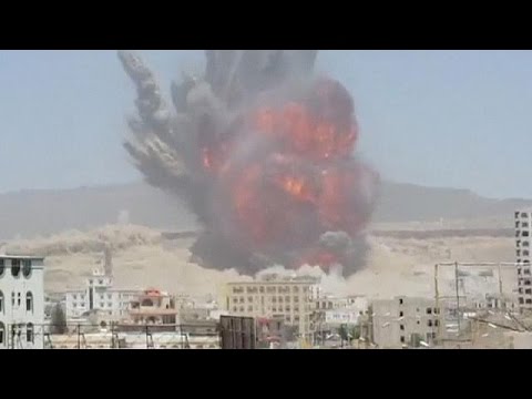 شاهد انفجارات في صنعاء تخلف عشرات القتلى والجرحى
