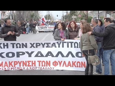 شاهد تأجيل محاكمة مسؤولين في حزب الفجر الذهبي