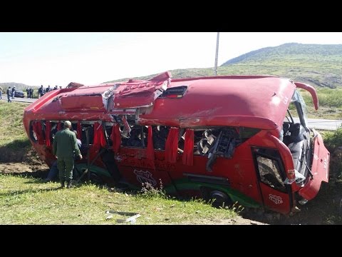 بالفيديو تورط وزارة التجهيز والنقل في حادثة حافلة أطلس خنيفرة