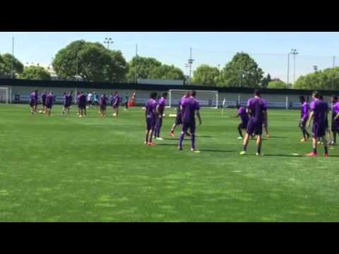 شاهد محمد صلاح يشارك في تدريبات فيورنتينا