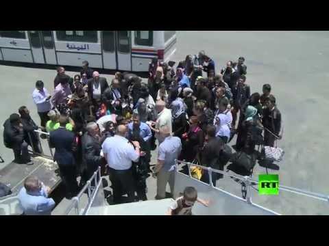 بالفيديو طائرتان روسيتان تجليان نحو 300 شخص من اليمن