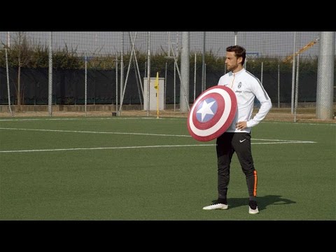 بالفيديو قدرات خاصة للاعبي يوفنتوس الايطالي