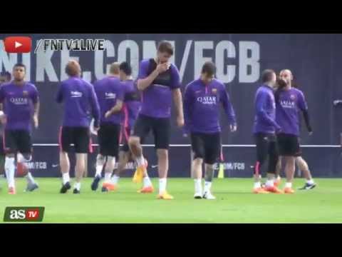 شاهد ميسي وبيكيه في نزهة خلال تدريب برشلونة