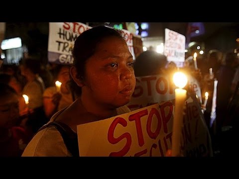 شاهد تنفيذ حكم الاعدام بحق سبعة أجانب في اندونيسيا