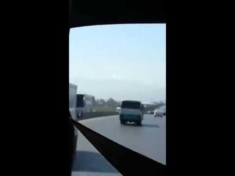 بالفيديو جمهور الرجاء في طريقه إلى سطيف