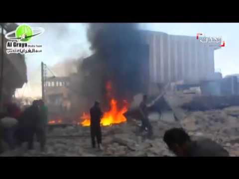 بالفيديو الطيران الحربي يستهدف بلدة الغارية بالبراميل المتفجرة