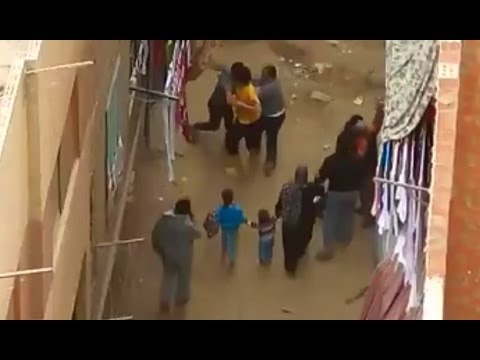 فيديو مشاجرة بالسكاكين في أحد أحياء الجيزة