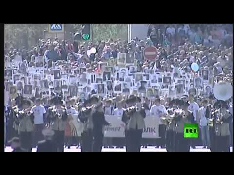 بالفيديو مسيرة الفوج الخالد تعبر روسيا