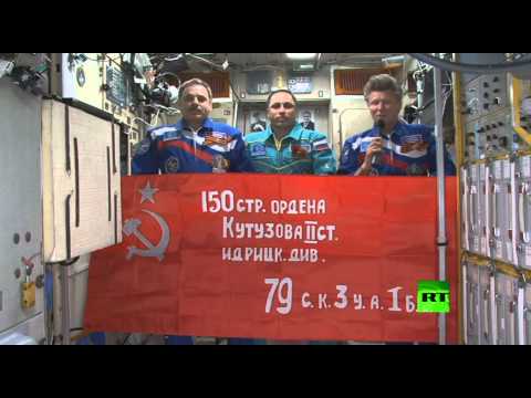 شاهد رواد المحطة الفضائية الدولية يهنئون بعيد النصر