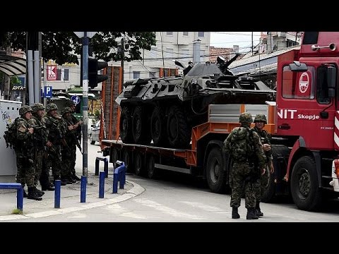 بالفيديو أكثر من 20 قتيلًا إثر مواجهات عنيفة