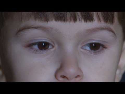 فيديو طفل يتوقف عن النمو منذ مغادرته سورية