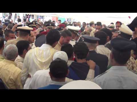 شاهد خال الطيار الذي قتل في اليمن ينهار باكيًا